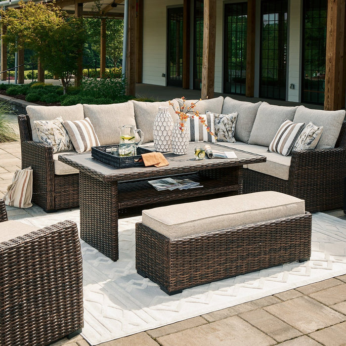Patio Furniture Buying Guide: Materials, Layout, and Seasonal Care