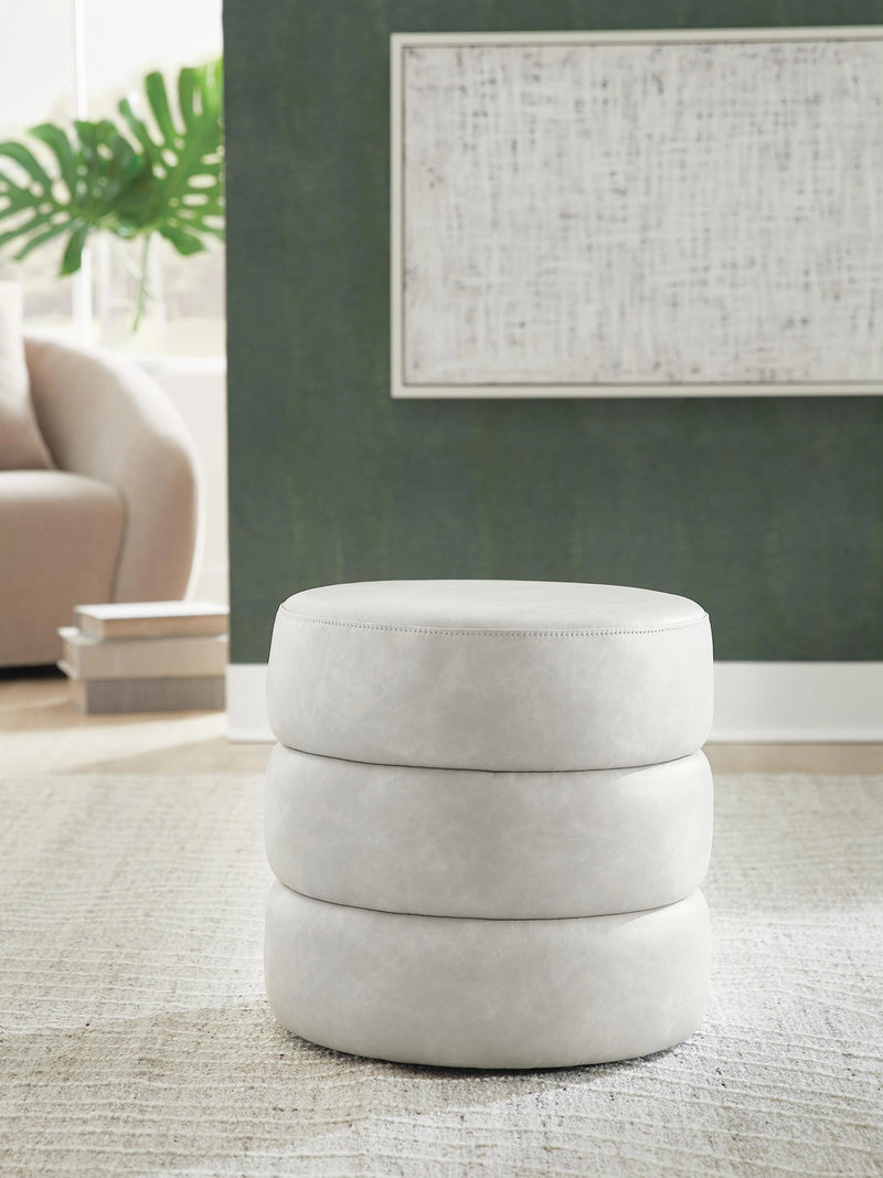 Ummi Swivel Accent Ottoman