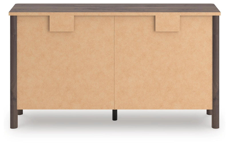 Pamytta Dresser