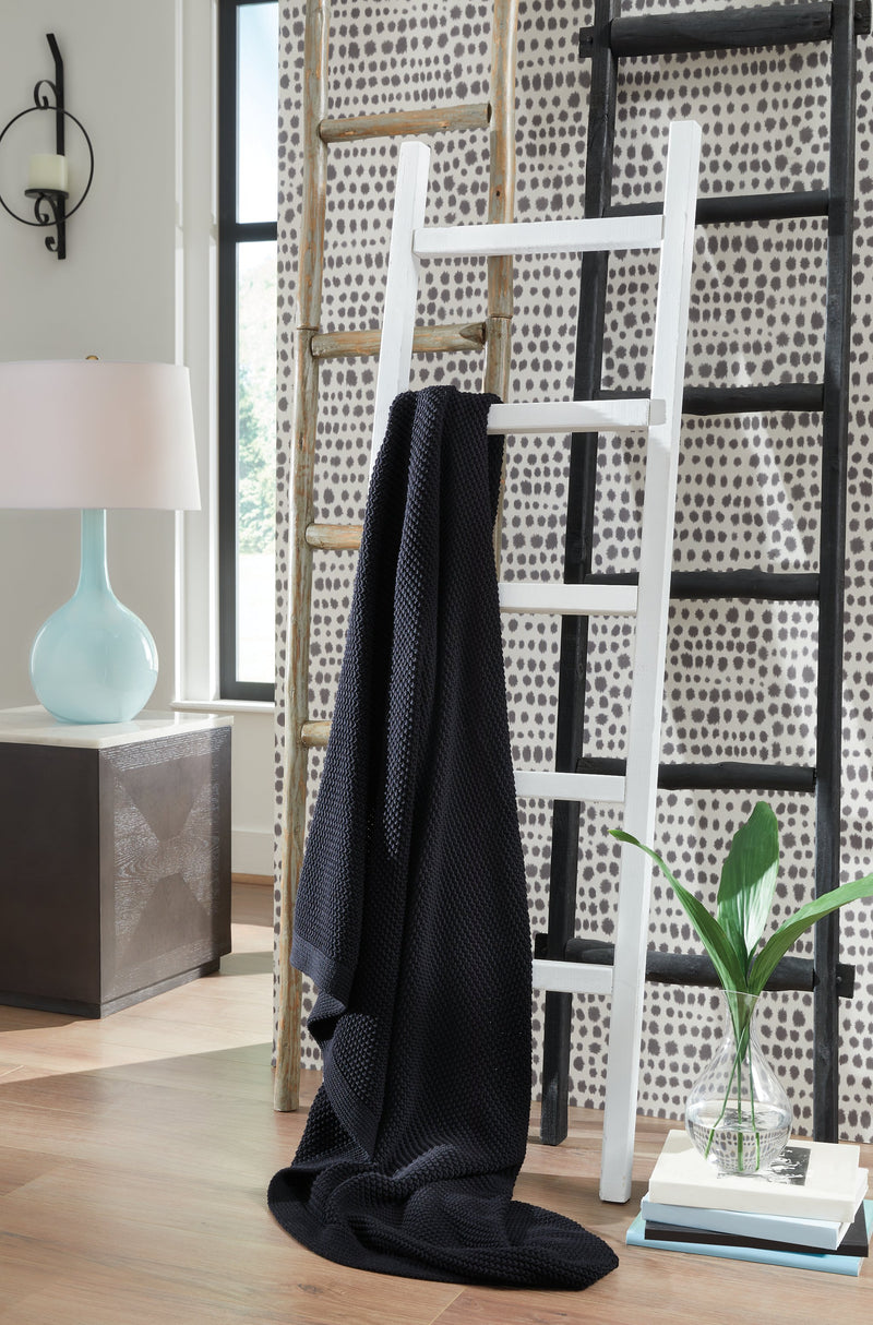 Gayelery Throw - Theo's Factory Direct Mattress & Furniture (Columbus, OH)