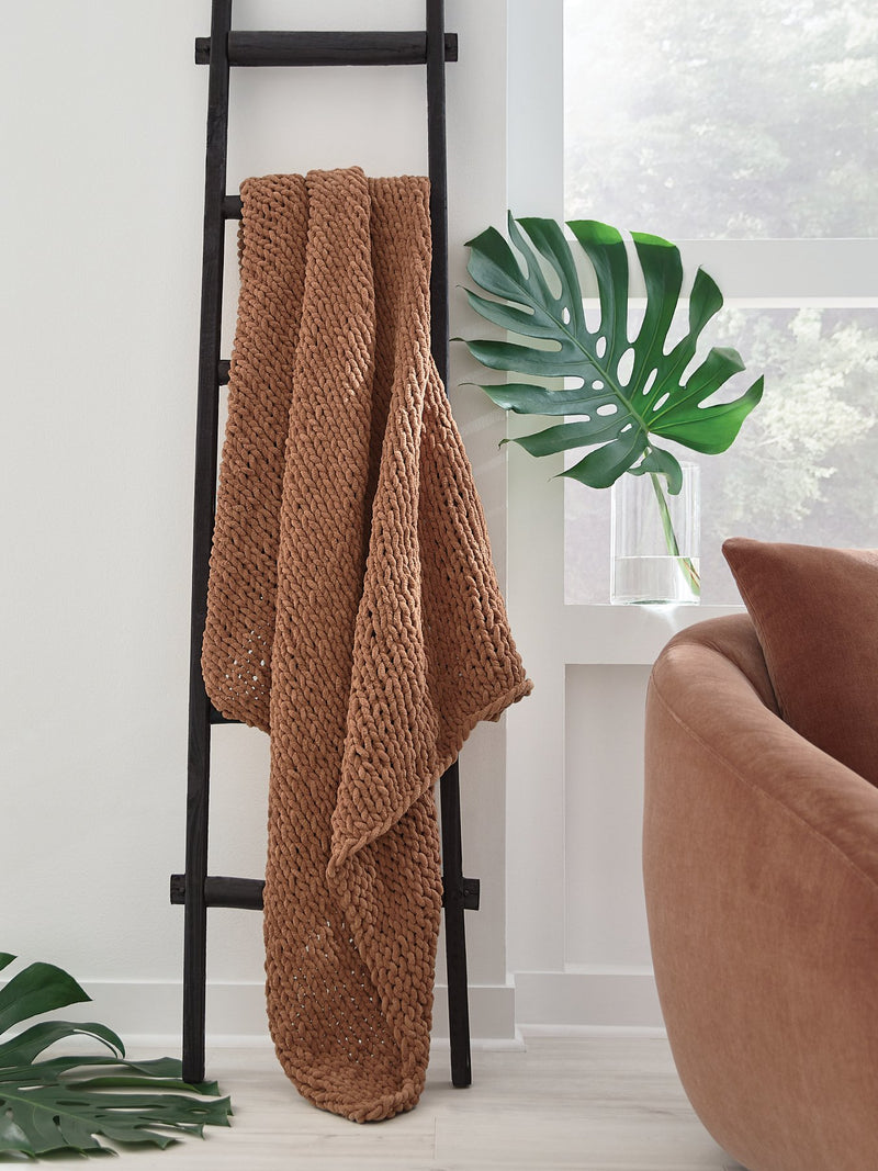 Chaddon Throw - Theo's Factory Direct Mattress & Furniture (Columbus, OH)