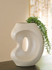 Odion Vase - Theo's Factory Direct Mattress & Furniture (Columbus, OH)