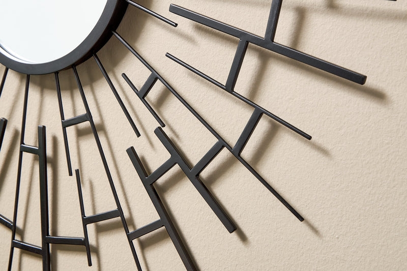 Garrenworth Accent Mirror - Theo's Factory Direct Mattress & Furniture (Columbus, OH)