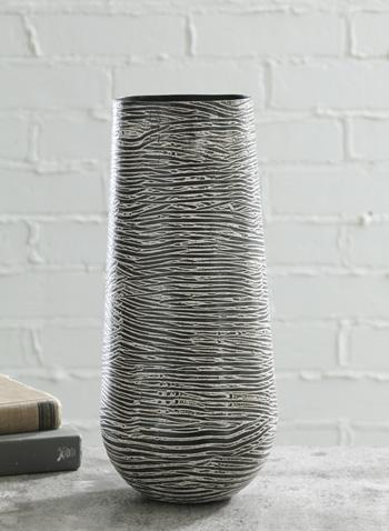 Fynn Vase - Theo's Factory Direct Mattress & Furniture (Columbus, OH)