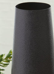 Fynn Vase - Theo's Factory Direct Mattress & Furniture (Columbus, OH)