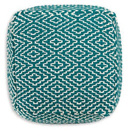 Brynnsen Pouf - Theo's Factory Direct Mattress & Furniture (Columbus, OH)
