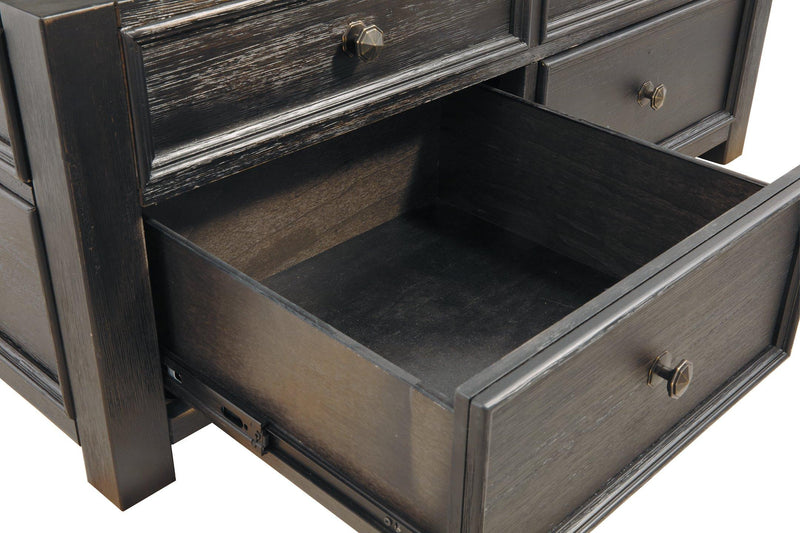 Tyler Creek Occasional Table Set - Theo's Factory Direct Mattress & Furniture (Columbus, OH)