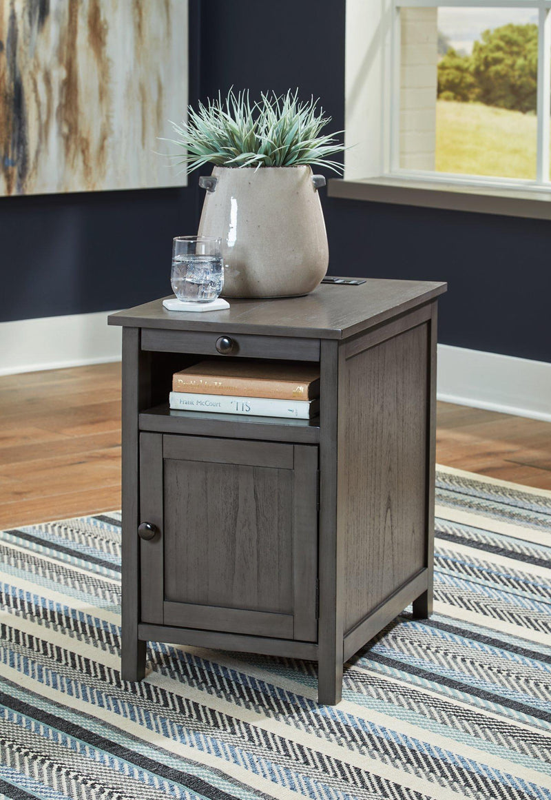 Treytown Chairside End Table - Theo's Factory Direct Mattress & Furniture (Columbus, OH)