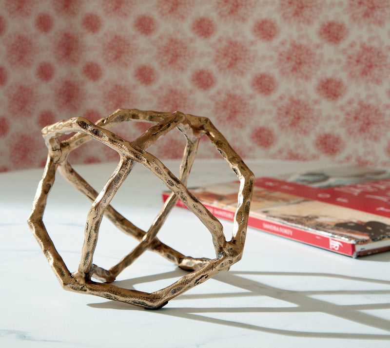 Laddington Sculpture - Theo's Factory Direct Mattress & Furniture (Columbus, OH)