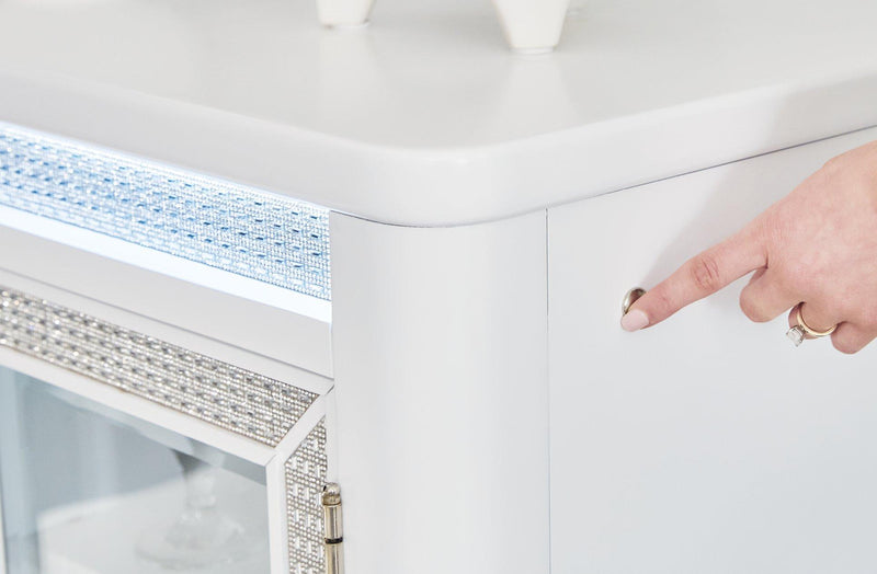 Chalanna Dining Server - Theo's Factory Direct Mattress & Furniture (Columbus, OH)