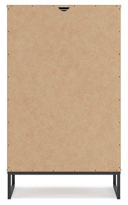 Deanlow Chest of Drawers - Theo's Factory Direct Mattress & Furniture (Columbus, OH)