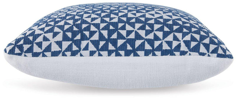 Jaycott Next-Gen Nuvella Pillow (Set of 4) - Theo's Factory Direct Mattress & Furniture (Columbus, OH)