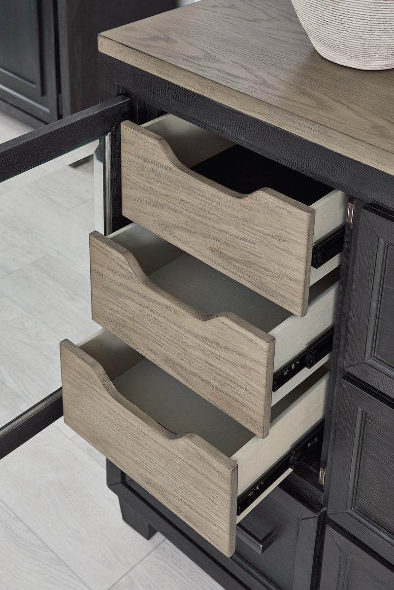 Foyland Dresser - Theo's Factory Direct Mattress & Furniture (Columbus, OH)