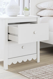Hallityn Nightstand - Theo's Factory Direct Mattress & Furniture (Columbus, OH)