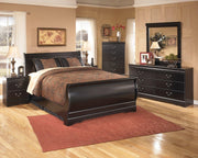 Huey Vineyard Dresser and Mirror - Theo's Factory Direct Mattress & Furniture (Columbus, OH)