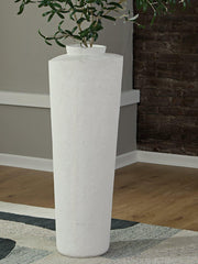 Flurinworth Vase - Theo's Factory Direct Mattress & Furniture (Columbus, OH)