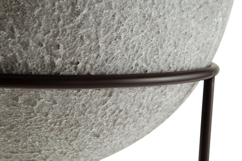 Estonbank Vase - Theo's Factory Direct Mattress & Furniture (Columbus, OH)