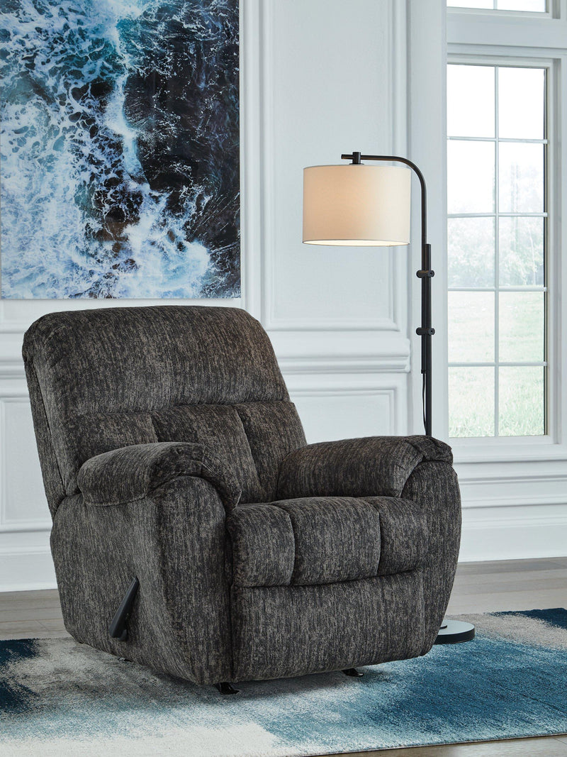 Stayfish Recliner - Theo's Factory Direct Mattress & Furniture (Columbus, OH)