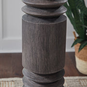 Fainwell Floor Lamp - Theo's Factory Direct Mattress & Furniture (Columbus, OH)