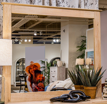 Makidern Bedroom Mirror - Theo's Factory Direct Mattress & Furniture (Columbus, OH)