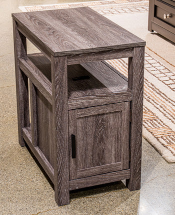 Fendenmore Chairside End Table - Theo's Factory Direct Mattress & Furniture (Columbus, OH)