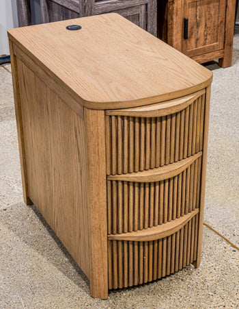 Camdill Chairside End Table - Theo's Factory Direct Mattress & Furniture (Columbus, OH)