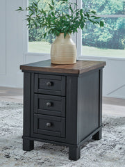 Wildenauer Chairside End Table - Theo's Factory Direct Mattress & Furniture (Columbus, OH)