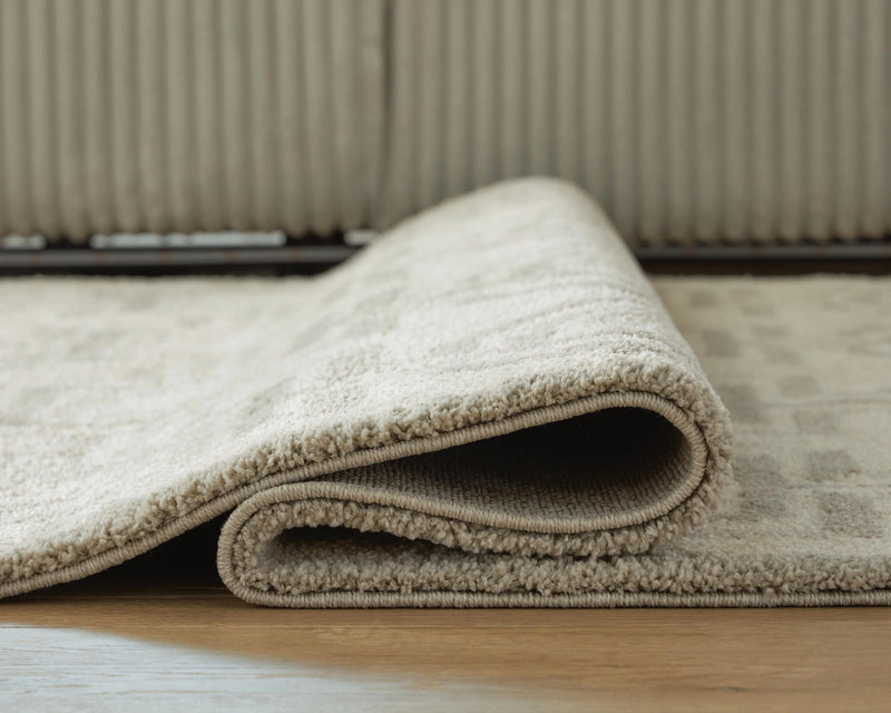 Maconville Medium Rug